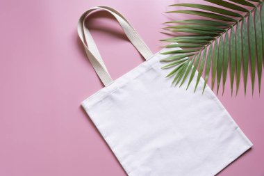 Beyaz çanta bezi kumaş. Kopya alanı olan kumaş torbası..