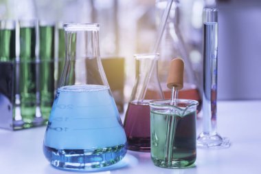 Cam laboratuvar kimyasal test tüpleri ile sıvı için analitik 