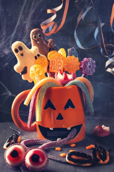 Taza Calabaza Con Dulces Para Fiesta Halloween — Foto de Stock