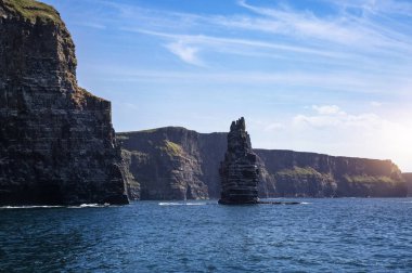 Uçuruma Moher, Branaunmore deniz yığını, County Clare, İrlanda