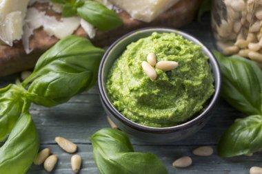 ev yapımı pesto