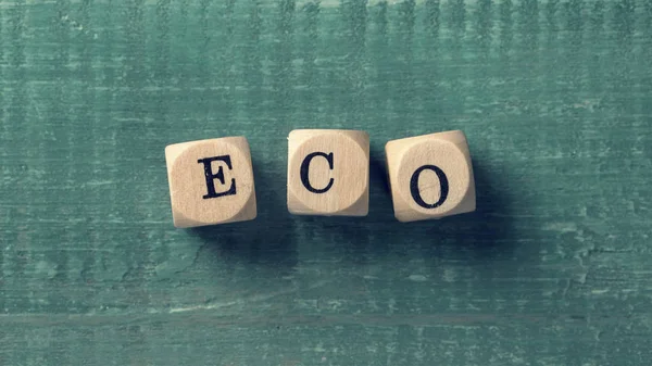 Cubes de lettre avec mot eco — Photo