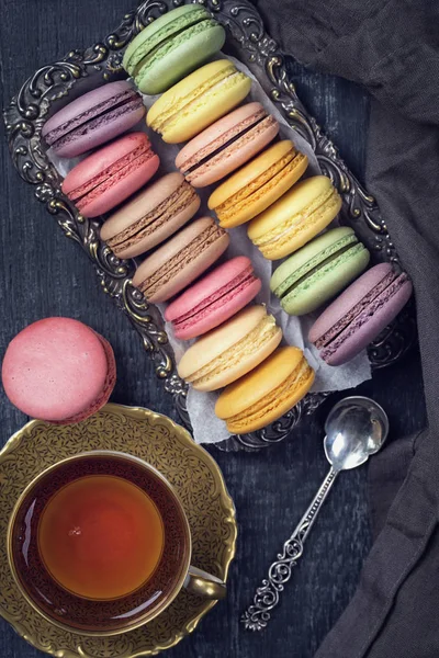 Барвисті macarons — стокове фото