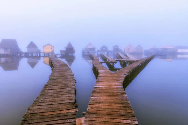 Pequenas Casas Pesca Lago Bokod Hungria — Fotografia de Stock