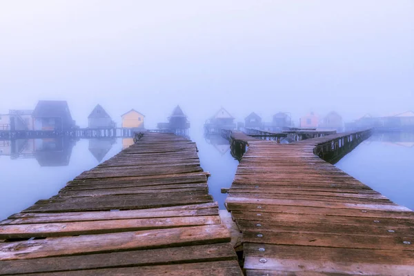 Pequenas Casas Pesca Lago Bokod Hungria — Fotografia de Stock