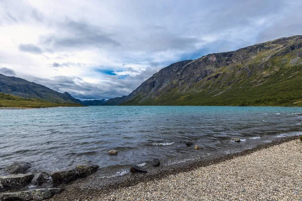 Jezioro Gjende Parku Narodowym Jotunheimen Norwegia — Zdjęcie stockowe