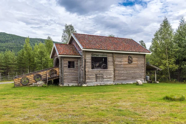 Casa Scandinava Tradizionale Nel Contryside — Foto Stock