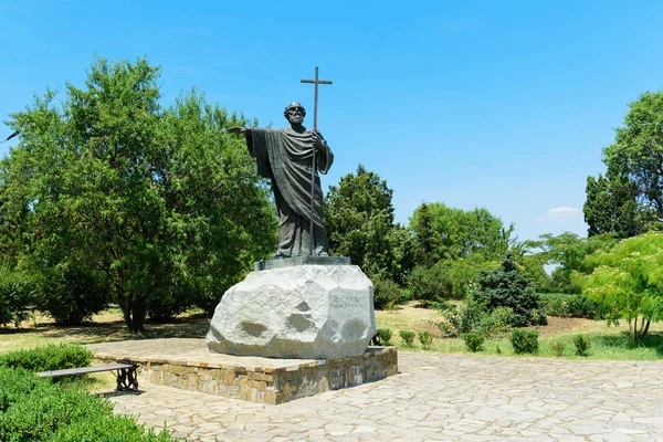 Chersonese Tavrichesky セヴァストポリ クリミア自治共和国の使徒アンドリューの記念碑の美しい景色 — ストック写真