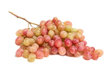 Beyaz arka plan üzerinde izole renkli pembe üzüm demet