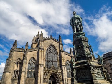 St Giles Katedrali, daha düzgün Edinburgh yüksek Kirk olarak adlandırılan ibadet kilise Bakanı İskoçya Edinburgh asıl yeri