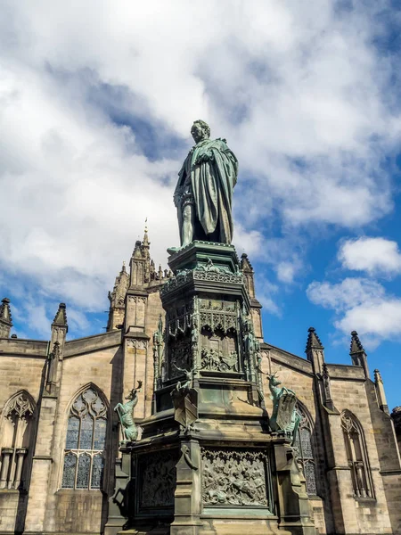St Giles Katedrali, daha düzgün Edinburgh yüksek Kirk olarak adlandırılan ibadet kilise Bakanı İskoçya Edinburgh asıl yeri