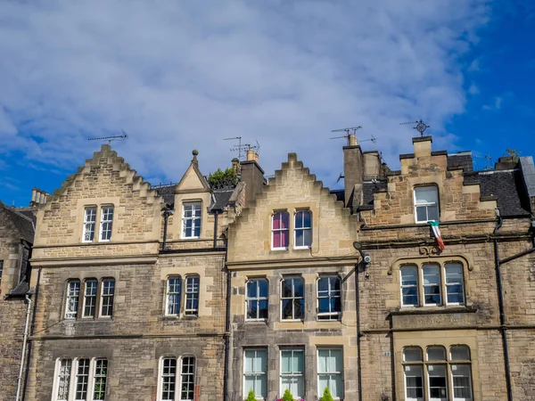 Grassmarket Edinburgh, İskoçya'da, eski binalar.