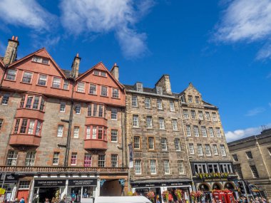Edinburgh, İskoçya - 29 Temmuz: Boyunca üzerinde 29 Temmuz 2017 Edinburgh, İskoçya'da Royal Mile Grand eski binalar. Royal Mile çok şaşırtıcı eski binalar vardır.