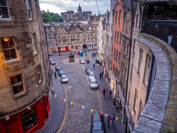 Edinburgh Écosse Juillet Regarder Victoria Street Vers Royal Mile Juillet — Photo