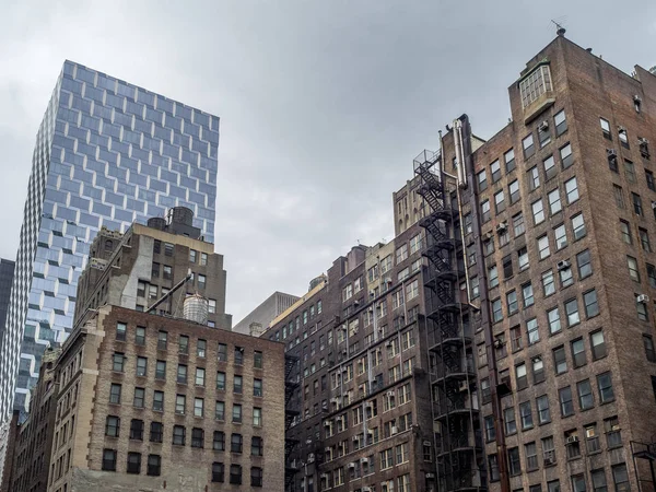 Utsikt Över Gamla Och Moderna Byggnader Manhattan New York — Stockfoto