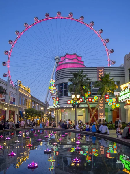 Las Vegas Nevada Usa Juni 2018 Turister Som Besöker Linq — Stockfoto