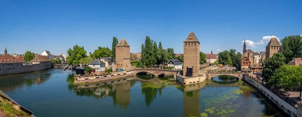 Vista Panorámica Las Torres Medievales Ponts Couverts Estrasburgo Estrasburgo Principal — Foto de Stock