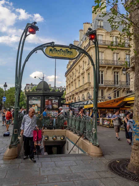 Paris Frankreich August 2018 Eingang Zur Metrolinie Lateinischen Viertel Paris — Stockfoto