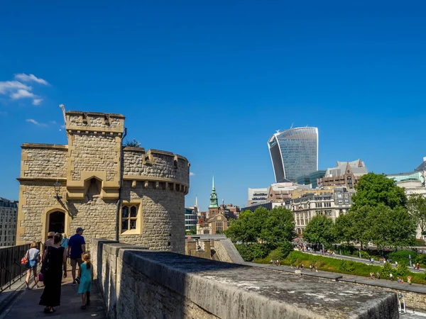 Londýn Anglie Srpna 2018 Svícením Budov Toweru Tower London Norman — Stock fotografie