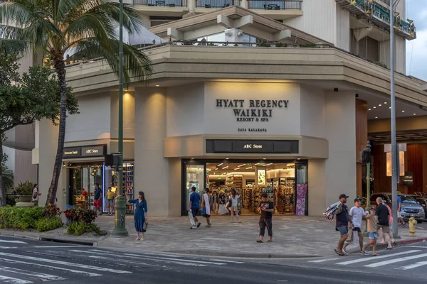 Honolulu Hawaï Maart 2019 Buitenkant Van Een Abc Winkel Waikiki — Stockfoto