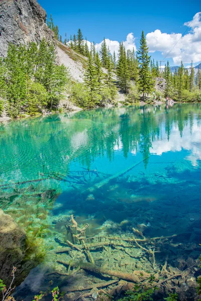 Бірюзовий Грассі Озер Напрямку Kananaskis Країни Парк Системи Альберти Поблизу — стокове фото