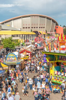 Calgary, Alberta-13 Temmuz 2019: Sights ve Calgary Stampede arazisi sesleri. Calgary Stampede dünyanın en büyük tarım, Rodeo ve midways biridir.