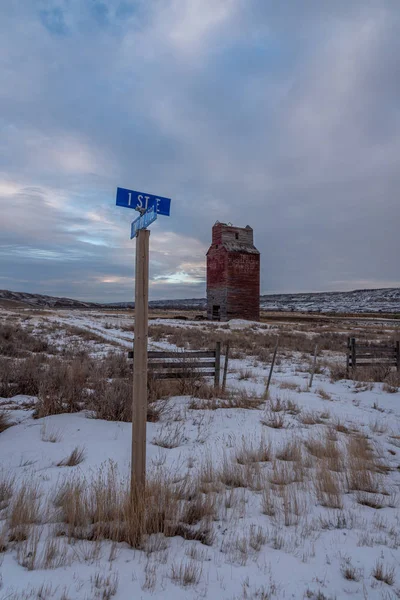 Velho Elevador Grãos Abandonado Dorothy Alberta Nas Badlands — Fotografia de Stock