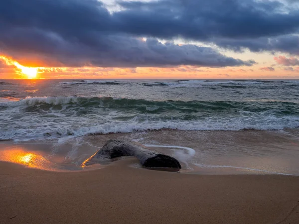 Zonsopgang Oostelijke Oever Van Kauai Lydgate State Park — Stockfoto