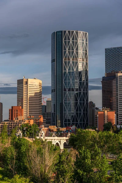 View Calgary Skyline Beautiful Spring Evening — стоковое фото