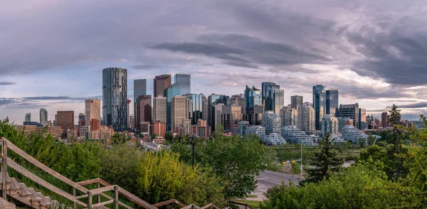 View Calgary Skyline Beautiful Spring Evening — Stock Photo, Image