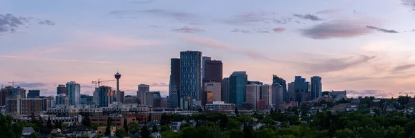 Pohled Calgaryho Panorama Krásného Jarního Večera — Stock fotografie