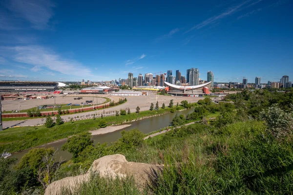 Calgary Alberta Juli 2020 Scotiabank Saddledome Calgary Alberta Zomer Met — Stockfoto