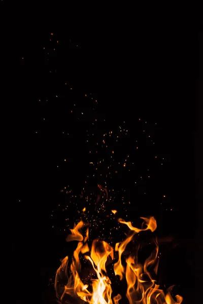 Feuerflamme Auf Schwarzem Hintergrund — Stockfoto