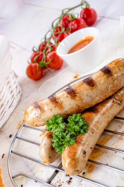 lezzetli domuz sucuğu ketçap ve taze rulo