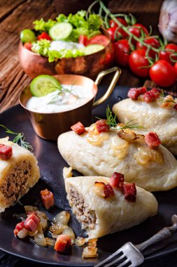 Rustik Cepelinai, bir özel Litvanya ve Polonya mutfağı.