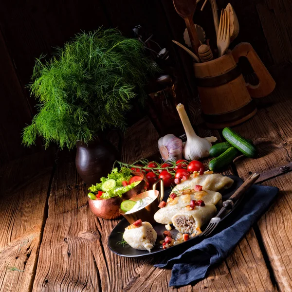 Välsmakande Cepelinai Traditionella Litauiska Och Polska Rätter — Stockfoto