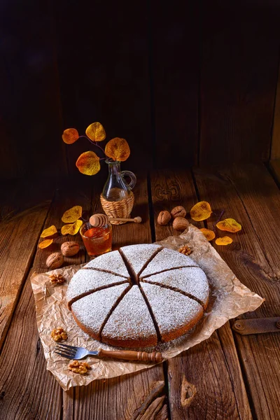 Fresh Tasty Autumnal Walnut Cake Honey — Stock Photo, Image