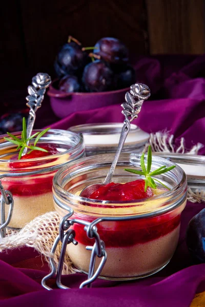 Breakfast Fresh Semolina Pudding Cinnamon Plums — Stock Photo, Image