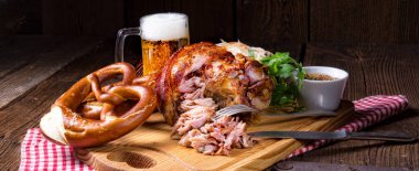 Bavyera tarzı huysuz orijinal Eisbein