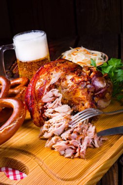 Bavyera tarzı huysuz orijinal Eisbein