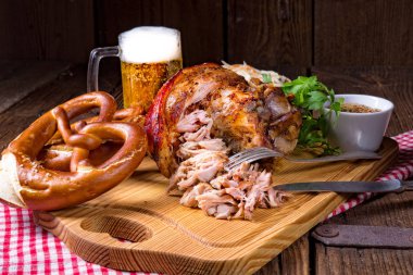 NET ve huysuz orijinal Eisbein Bavyera tarzı