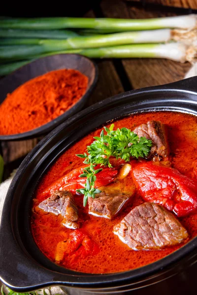 Gulash Húngaro Real Con Carne Res Pimentón — Foto de Stock