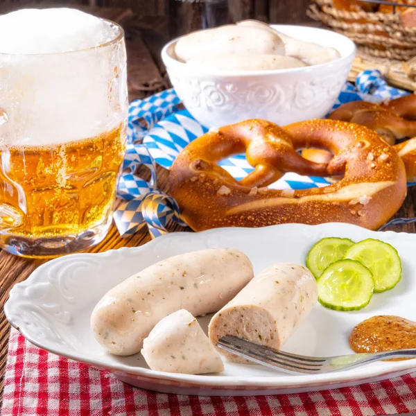 Ízletes Bajor Oktoberfest Fehér Kolbász Édes Mustárral — Stock Fotó