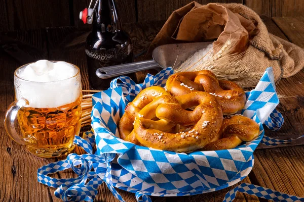 Real Homemade Bavarian Salty Pretzels Mug Beer — Stock Photo, Image