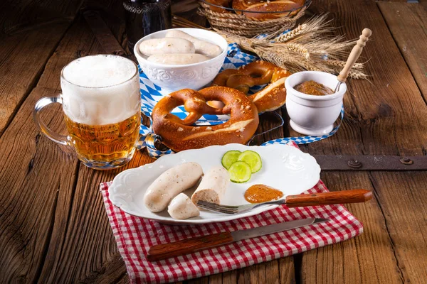 Ízletes Bajor Oktoberfest Fehér Kolbász Édes Mustárral — Stock Fotó