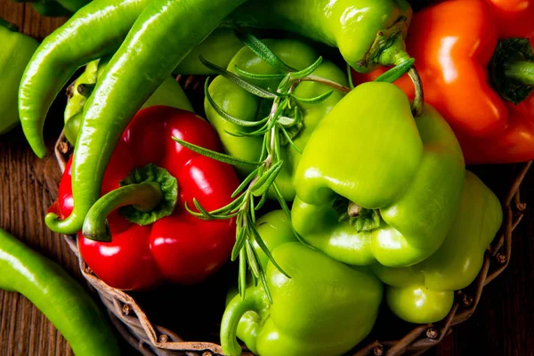 Harvested Peppers Hot Peppers Basket — Stock Photo, Image