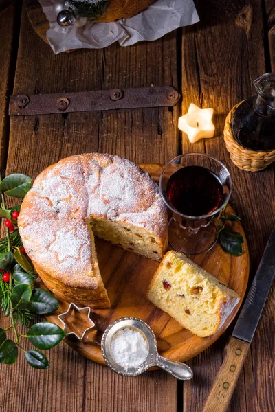 Delicioso Genuino Italiano Mamá Navidad Panettone — Foto de Stock