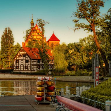 Doğal görünümü St Nicholas Katedrali ve Bydgoszcz St. Martin 