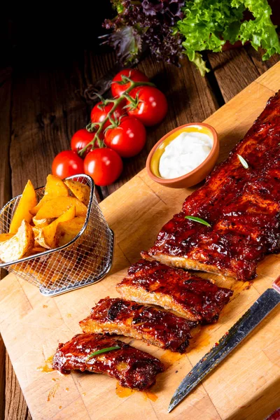 Bbq Spareribs White Sauce Wooden Board — Stock Photo, Image