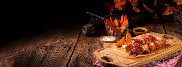 Patatas Fritas Dulces Con Shashlik Pimentón Picante — Foto de Stock